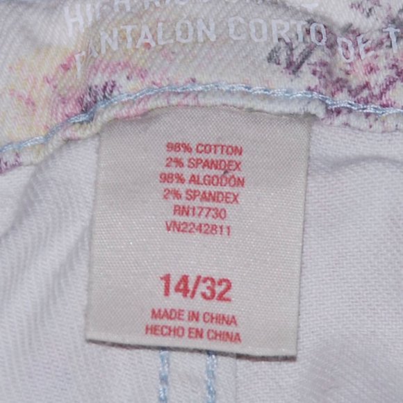 Target Floral Print Denim Shorts - Picture 4 of 4